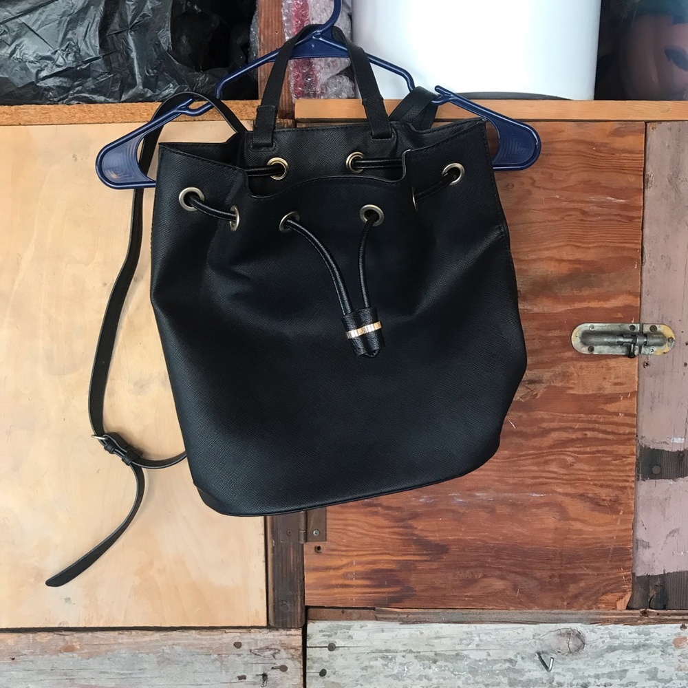 H&M bucket backpack